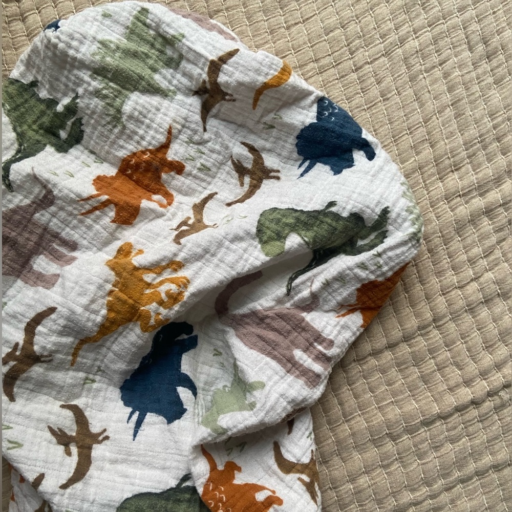 FREE ADD ON :) Little Unicorn Muslin Dinosaur Changing Pad Cover